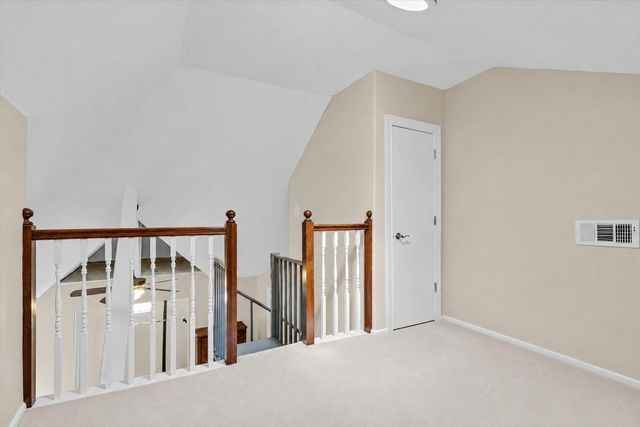 9726 Crestwater Circle, Magnolia, TX 77354