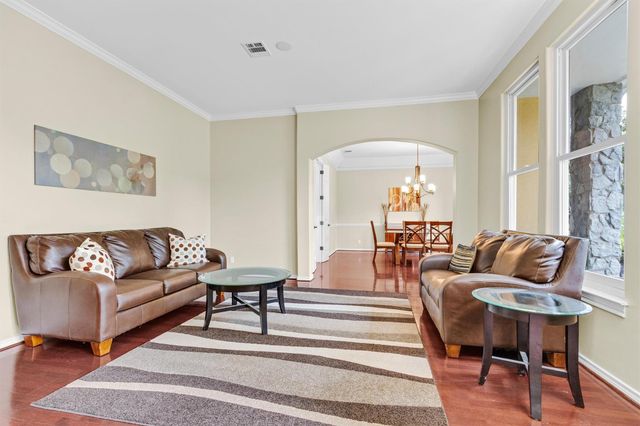 9726 Crestwater Circle, Magnolia, TX 77354