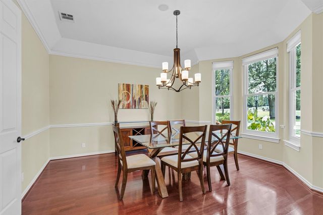 9726 Crestwater Circle, Magnolia, TX 77354