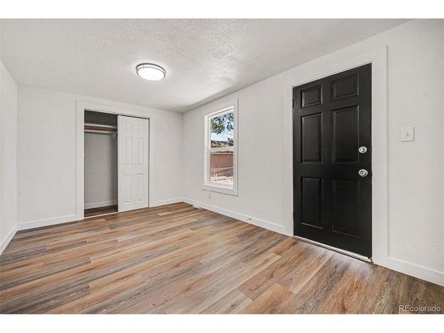 1926 Hanover St, Aurora, CO 80010