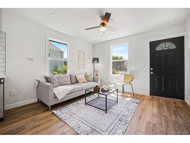 1926 Hanover St, Aurora, CO 80010