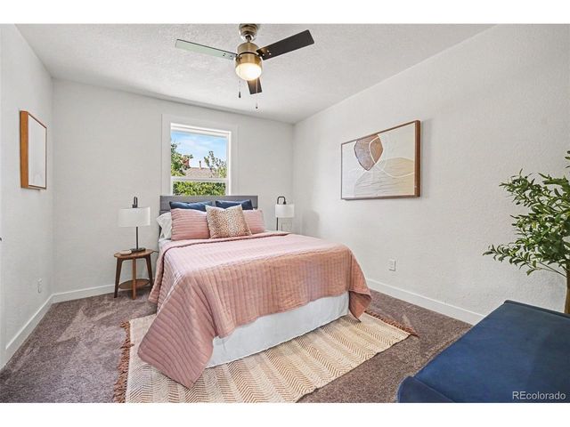 1926 Hanover St, Aurora, CO 80010