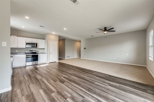 7 Winship Drive, Edgecliff Village, TX 76134