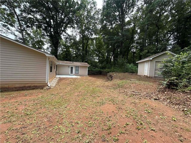 108 Hilltop Circle, Stockbridge, GA 30281