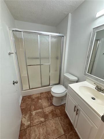 108 Hilltop Circle, Stockbridge, GA 30281