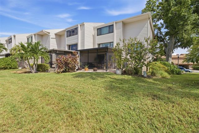 13956 LAKE POINT DRIVE, Clearwater, FL 33762