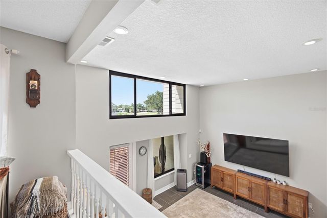13956 LAKE POINT DRIVE, Clearwater, FL 33762