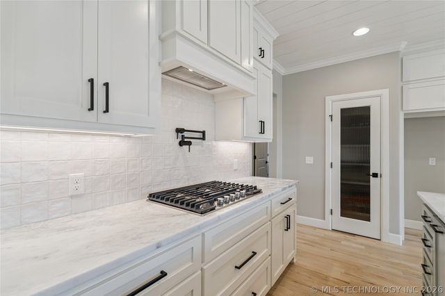 11248 S 220th East Avenue, Broken Arrow, OK 74014