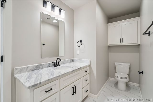 11248 S 220th East Avenue, Broken Arrow, OK 74014