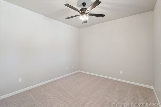 11248 S 220th East Avenue, Broken Arrow, OK 74014