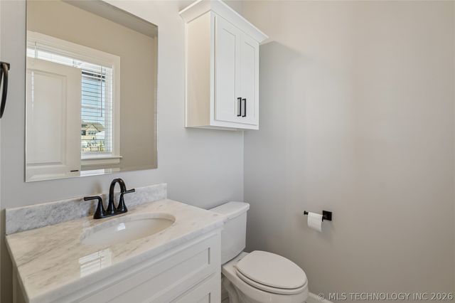 11248 S 220th East Avenue, Broken Arrow, OK 74014