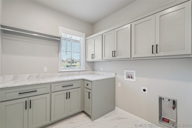 11248 S 220th East Avenue, Broken Arrow, OK 74014