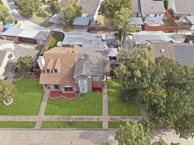 819 Binbrook Drive, Mesquite, TX 75149