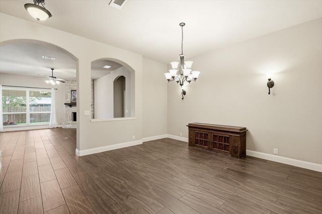 4204 Cobblestone Circle, Mansfield, TX 76063