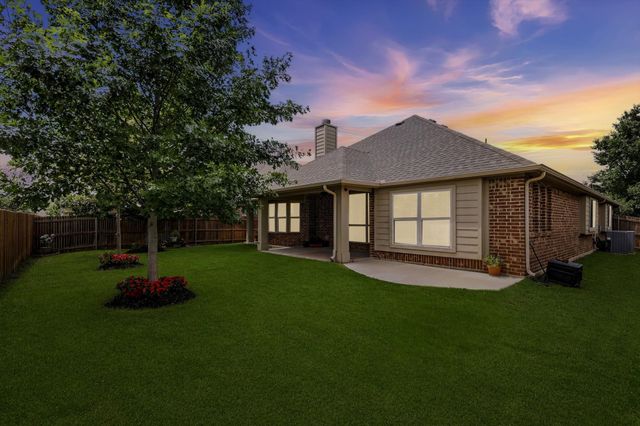4204 Cobblestone Circle, Mansfield, TX 76063