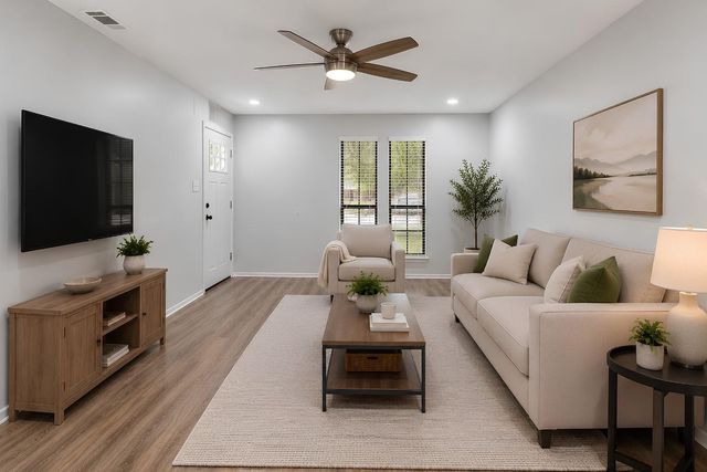 5005 Creek Bend DR, Austin, TX 78744