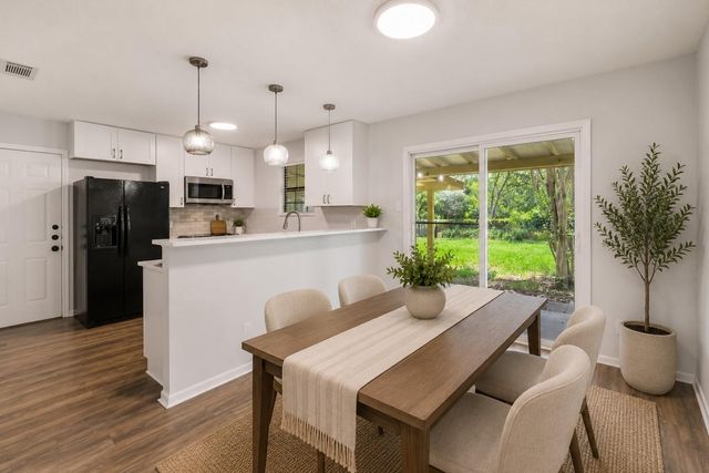 5005 Creek Bend DR, Austin, TX 78744