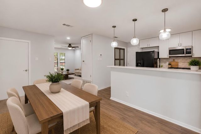 5005 Creek Bend DR, Austin, TX 78744
