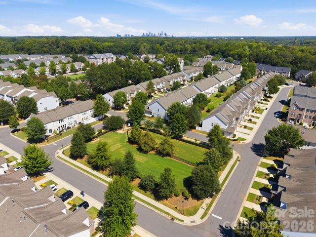 1827 Royal Gorge Avenue, Charlotte, NC 28210