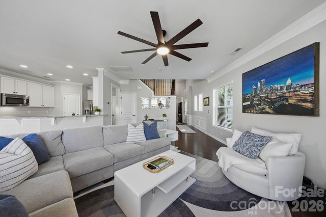 1827 Royal Gorge Avenue, Charlotte, NC 28210