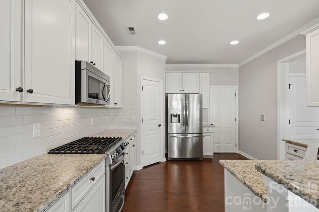 1827 Royal Gorge Avenue, Charlotte, NC 28210