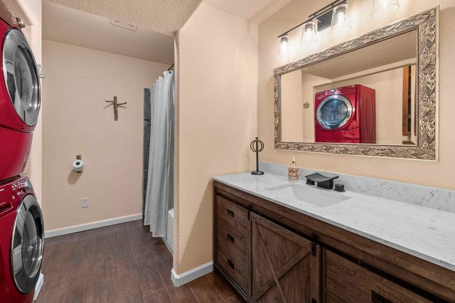 6730 W Cross Cut Rd, Deer Park, WA 99006