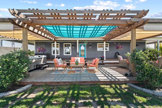 6730 W Cross Cut Rd, Deer Park, WA 99006