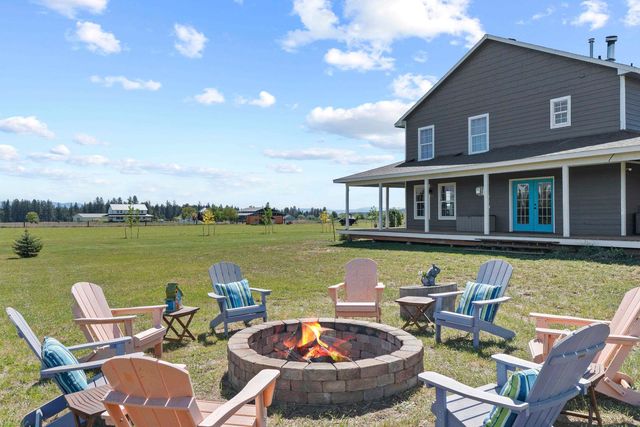 6730 W Cross Cut Rd, Deer Park, WA 99006