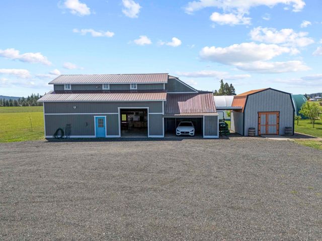 6730 W Cross Cut Rd, Deer Park, WA 99006