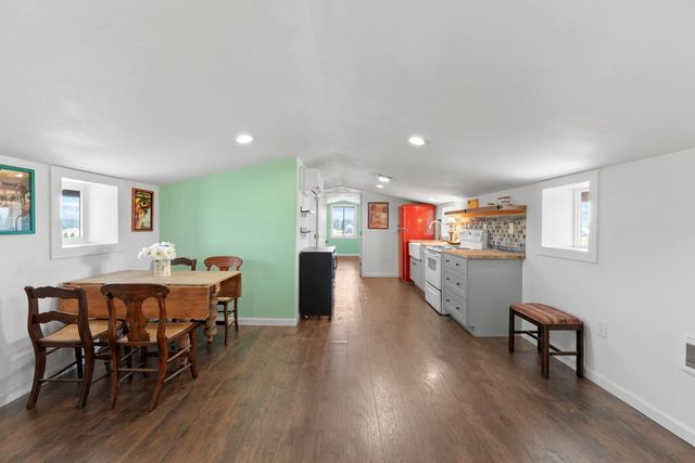 6730 W Cross Cut Rd, Deer Park, WA 99006