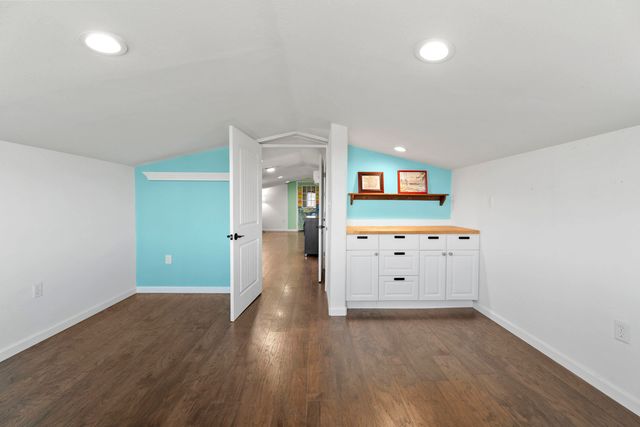 6730 W Cross Cut Rd, Deer Park, WA 99006