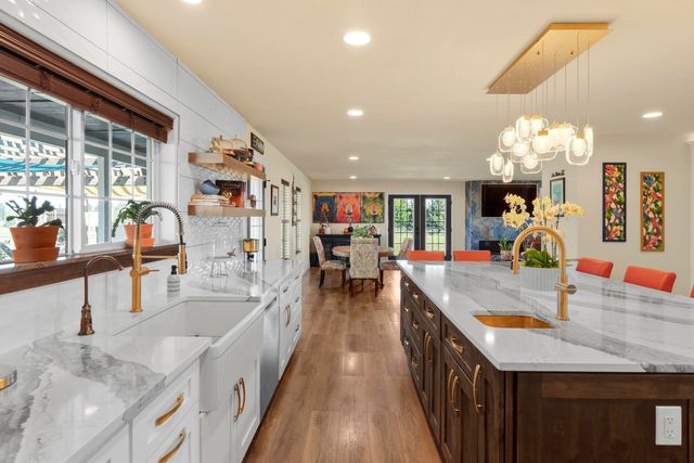 6730 W Cross Cut Rd, Deer Park, WA 99006