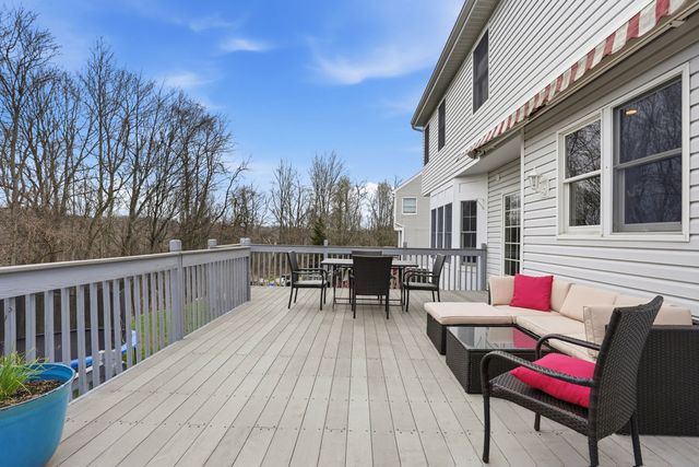 132 Cherrydale COURT, Ohio Twp, PA 15237