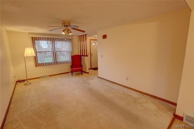 277 Wimbledon Court, West Seneca, NY 14224
