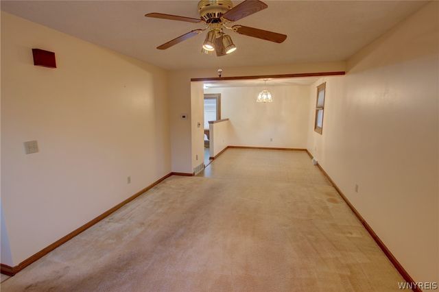 277 Wimbledon Court, West Seneca, NY 14224