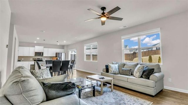 369 Summerwood Lane, Dawsonville, GA 30534