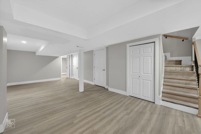 10240 S Torrence Avenue, Chicago, IL 60617