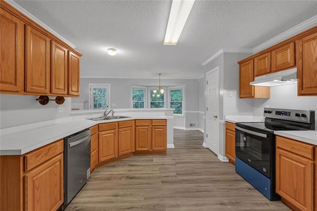690 Wyndham Place Circle NW, Lawrenceville, GA 30044