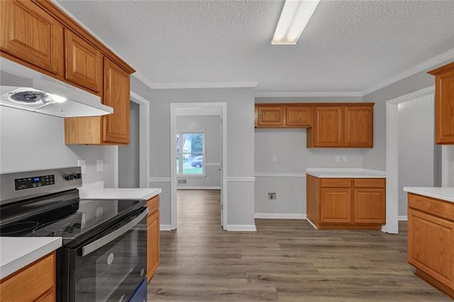 690 Wyndham Place Circle NW, Lawrenceville, GA 30044