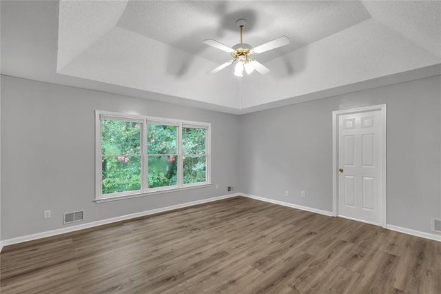 690 Wyndham Place Circle NW, Lawrenceville, GA 30044
