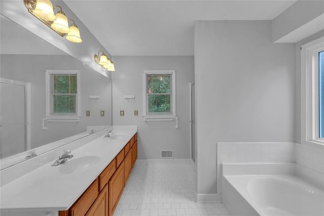 690 Wyndham Place Circle NW, Lawrenceville, GA 30044