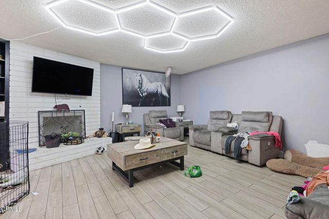 4720 Cloyne Street, Oxnard, CA 93033