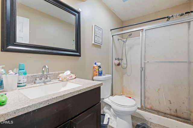 4720 Cloyne Street, Oxnard, CA 93033