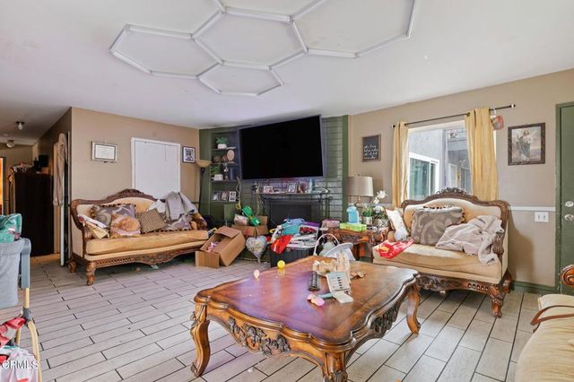 4720 Cloyne Street, Oxnard, CA 93033