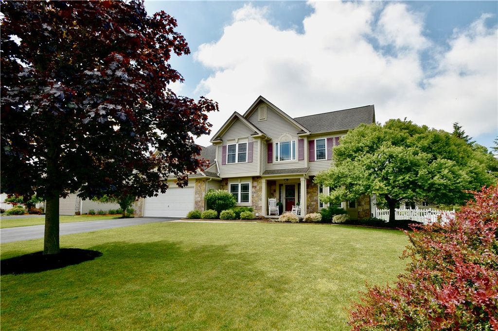 41 Ketchum Street, Victor, NY 14564