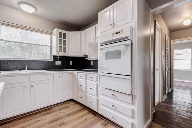 10306 Cheeves Drive, Houston, TX 77016