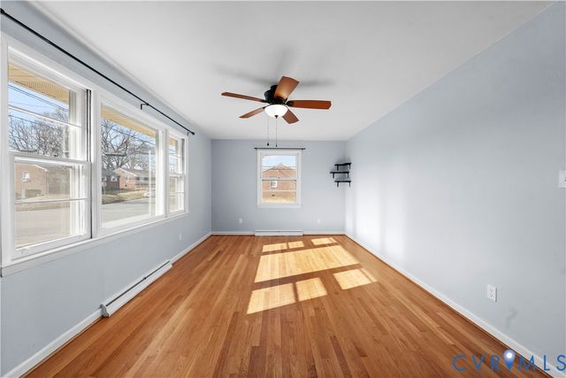 702 Charles Ave, Colonial Heights, VA 23834