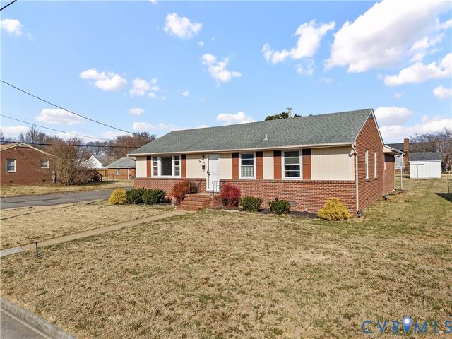 702 Charles Ave, Colonial Heights, VA 23834