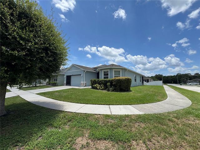 1445 WALLACE MANOR PASS, Winter Haven, FL 33880
