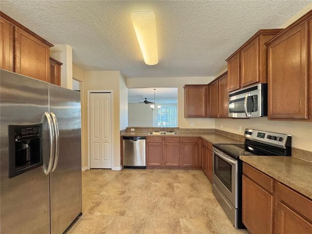 1445 WALLACE MANOR PASS, Winter Haven, FL 33880